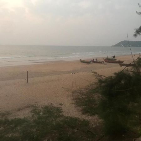 Sam & San Beach Resort Vengurla Exterior photo