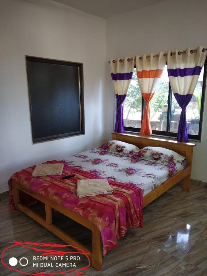 Sam & San Beach Resort Vengurla Exterior photo